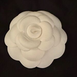 CHANEL White Camellia Flower Pin